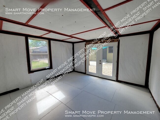 Building Photo - Boise Bench Bungalow w/ Art Studio