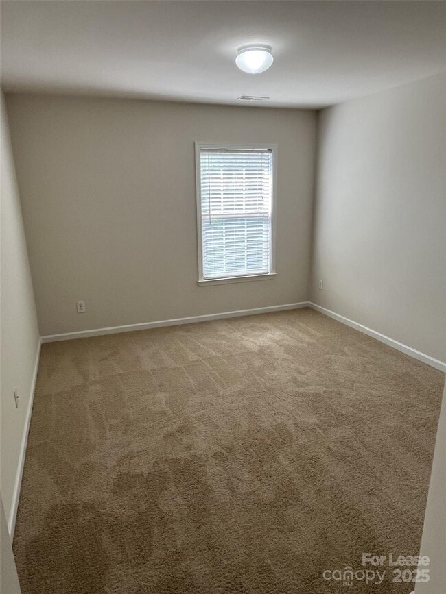 Building Photo - 11211 Maplehurst Dr