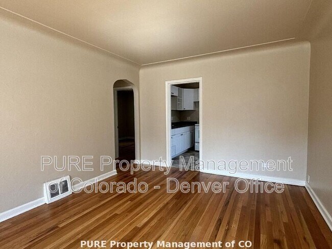 Building Photo - 772 N Frst St Pkwy