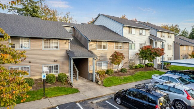 Building Photo - 3708 NE 109th Ave