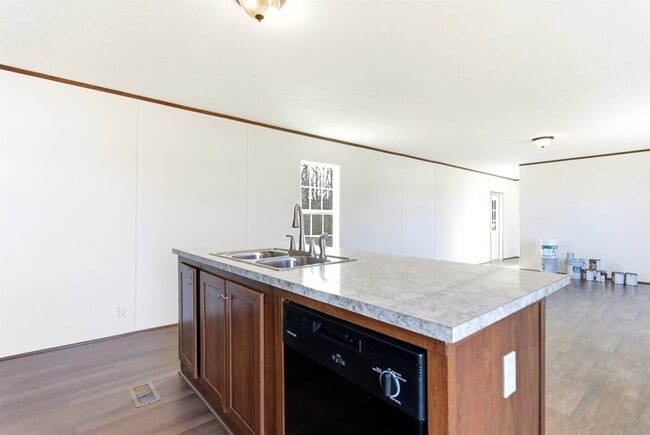 Building Photo - 442 Ruth Riggs Way