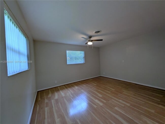 Building Photo - 5821 NW 12th Ct