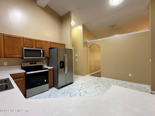 Building Photo - 1318 Yellow Jacket Ct