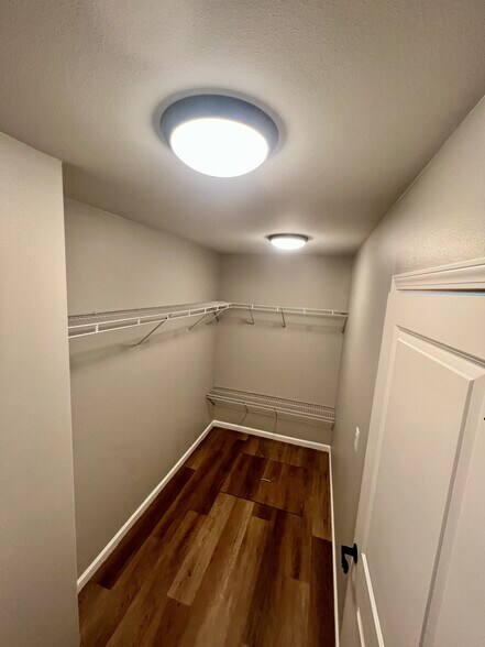 Building Photo - 2393 Pacific St