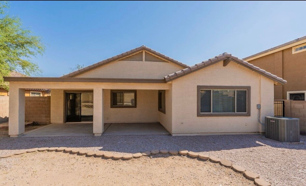 Building Photo - 25524 W Williams St