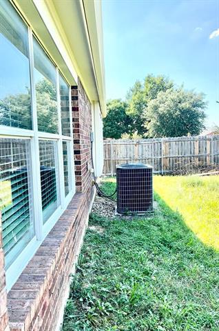 Building Photo - 1737 White Feather Ln