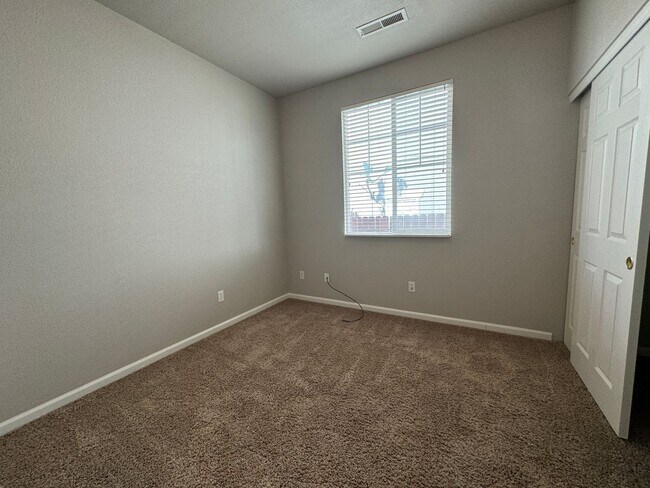 Building Photo - Spacious 4 Bed / 2 Bath Home in North Reno – $2,400/mo