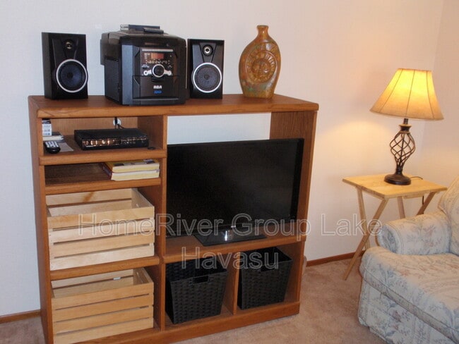 Building Photo - 1957 Mesquite Ave