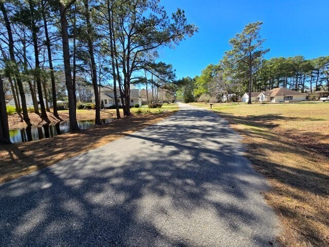 Building Photo - 111 Arnold Dr