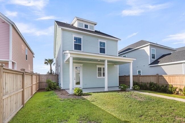 Building Photo - Beautiful 3 Bedrooms, 3.5 Bathrooms Home i...