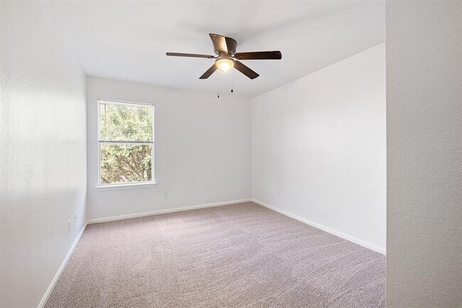 Building Photo - 4101 Bandice Ln