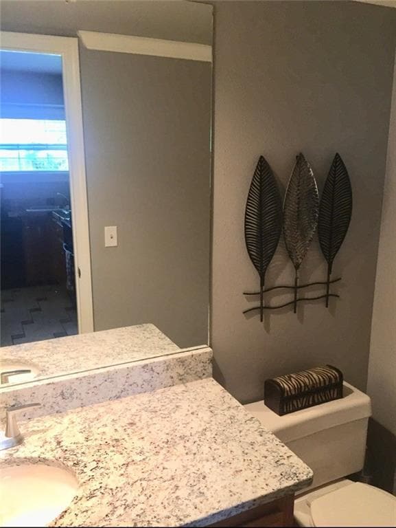 Building Photo - 1364 E Masonic Dr