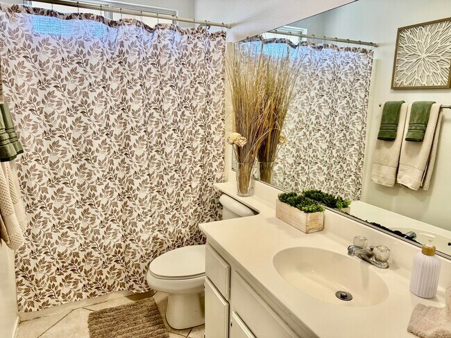 Building Photo - 13539 Quinta Way