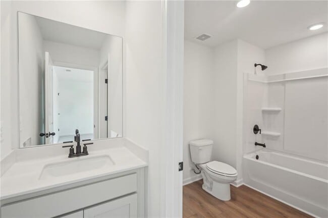 Building Photo - 522 Silverleaf Trl