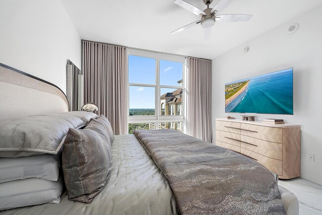 Building Photo - 550 Okeechobee Blvd