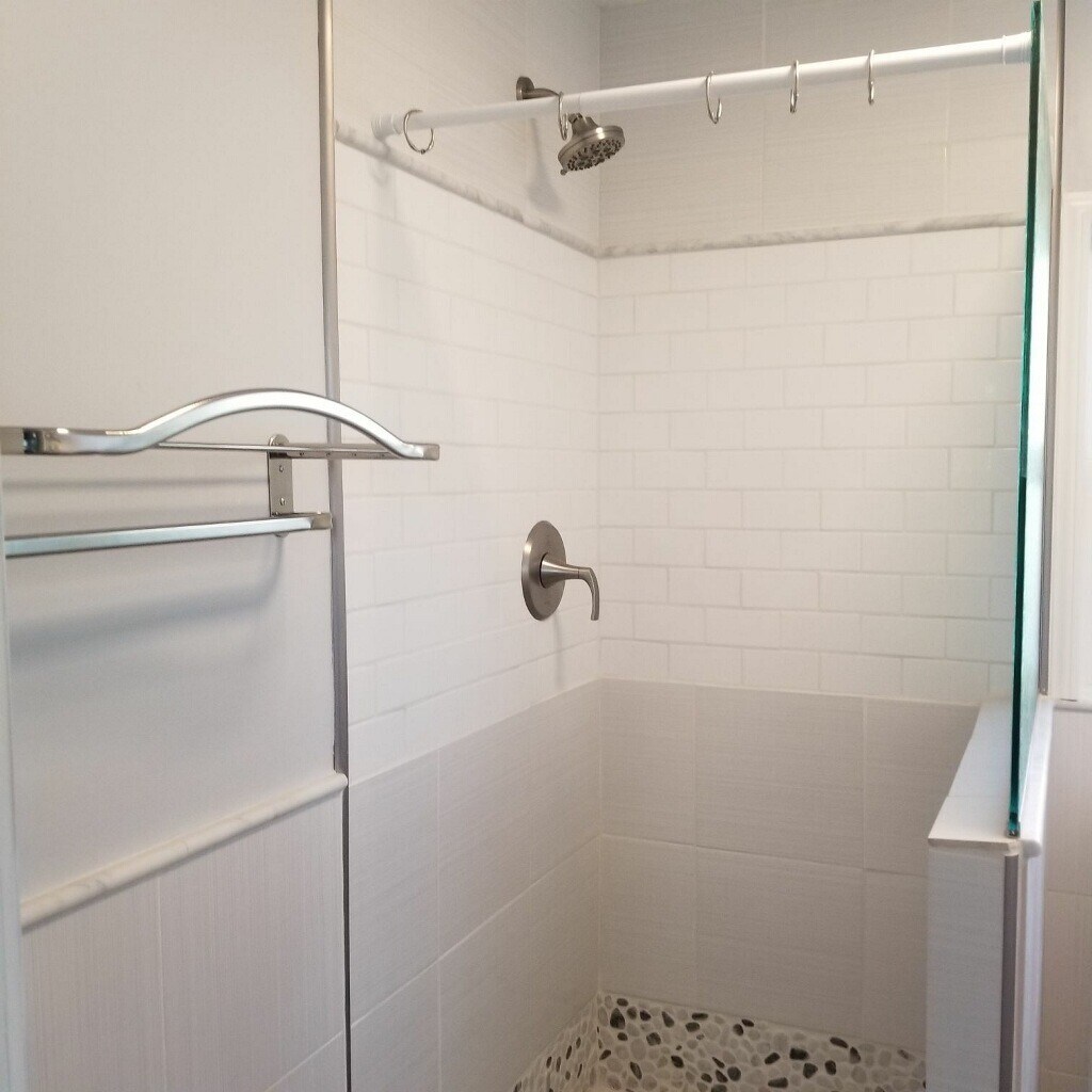 Building Photo - 79 S Parkwood Ave