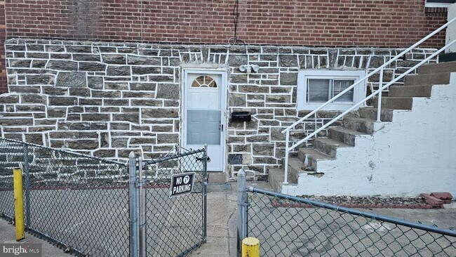 Building Photo - 787 Smylie Rd