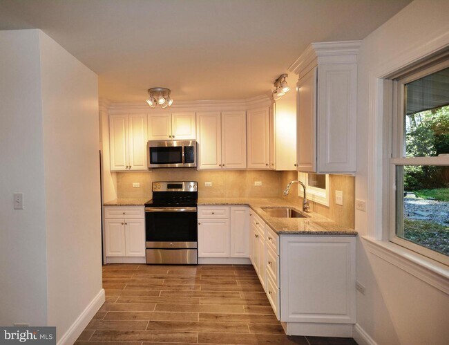 Building Photo - 50 Renninger Rd