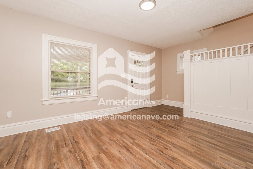 Building Photo - 586 Johnston Ct
