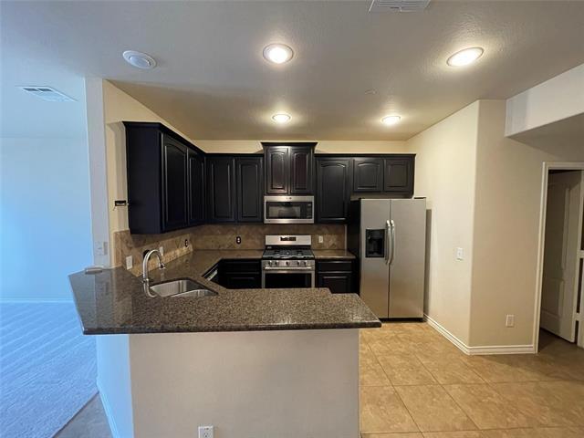 Building Photo - 4240 Comanche Dr