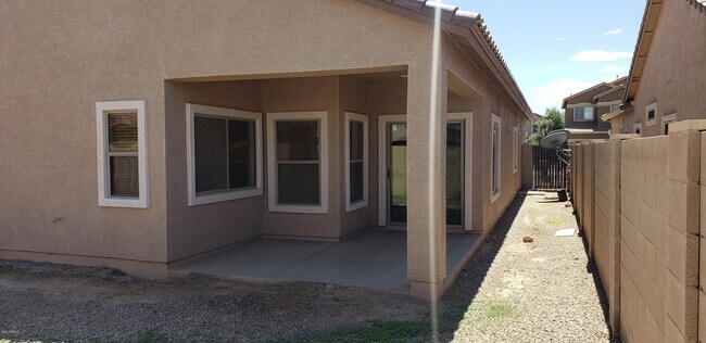 Building Photo - 44326 Caven Dr