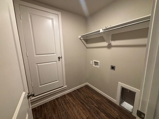 Building Photo - Get Rental In Upland West Available