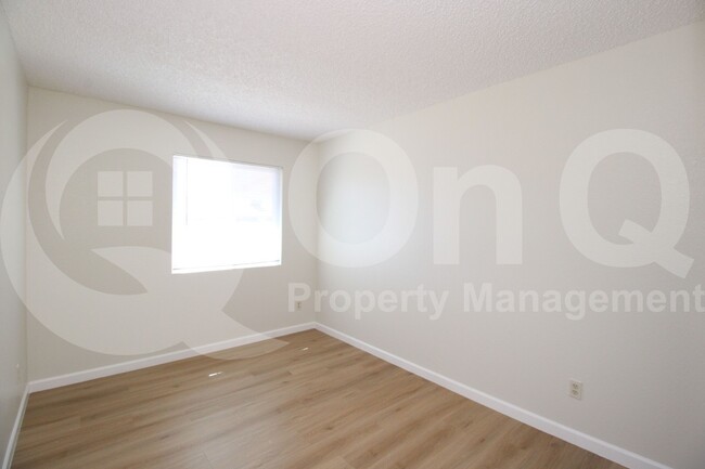 Building Photo - 517 W Highland St
