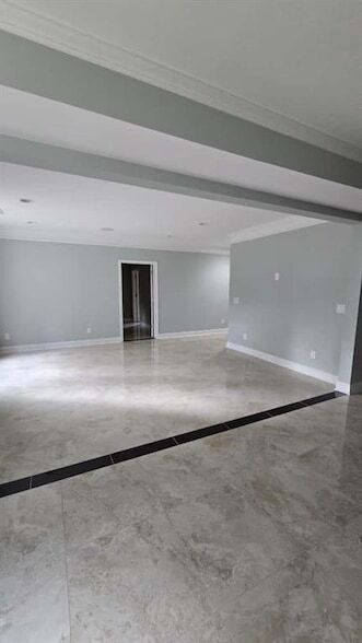 Building Photo - 6860 Rocking Horse Ln