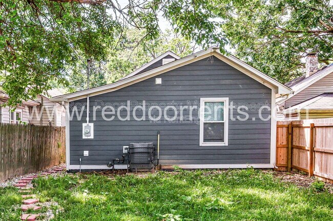 Building Photo - 2320 Spann Ave