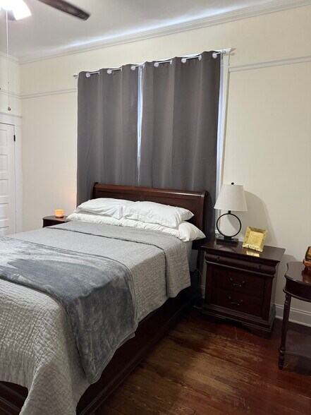 Building Photo - 504 S Murat St