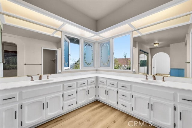 Building Photo - 611 S Pathfinder Trail