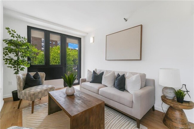 Building Photo - 1108 Brown St