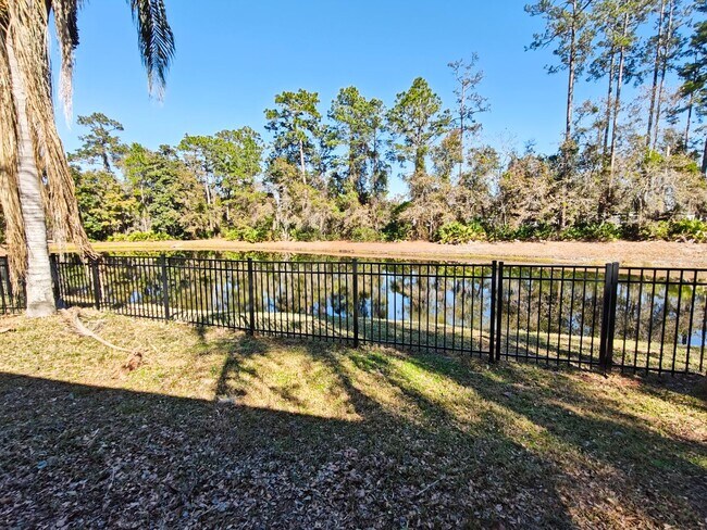 Building Photo - Florida Living at Its Best – 3BR Home with Hot Tub & Resort Amenities