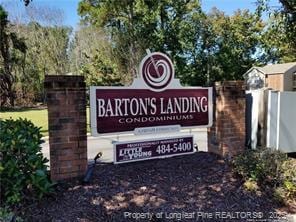 Building Photo - 698 Bartons Landing Pl