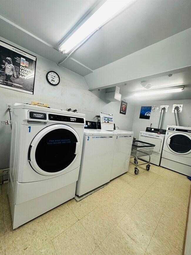 Building Photo - 6405 JFK Blvd E