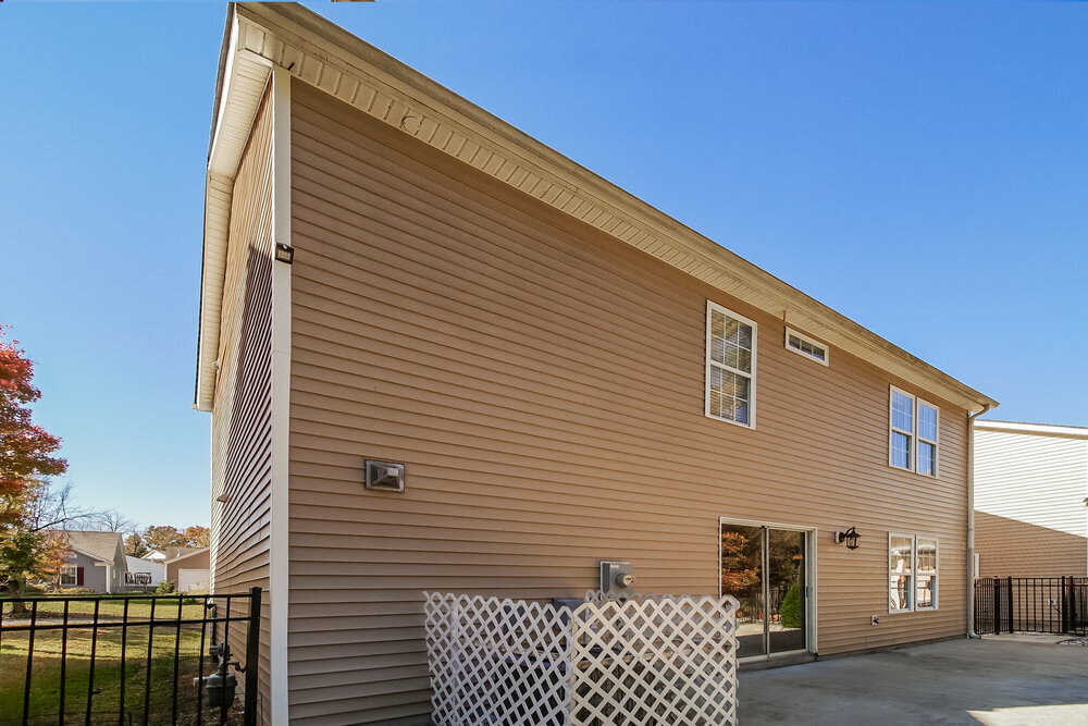 Building Photo - 4005 Planters Watch Dr