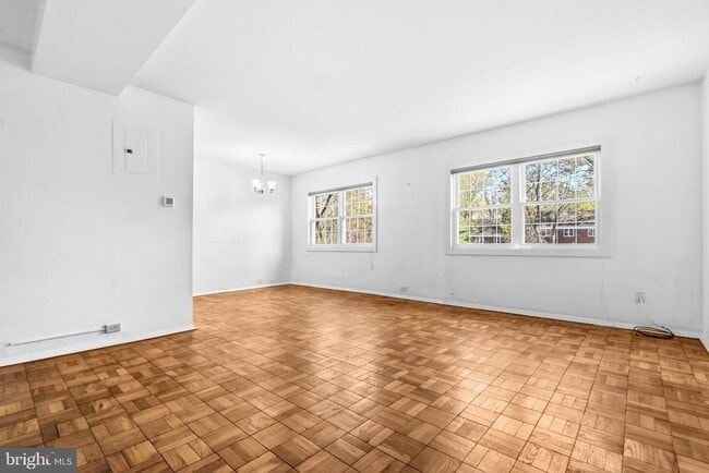 Building Photo - 1615 Mt Eagle Pl