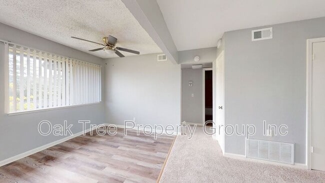 Building Photo - 1922 Cordoba St