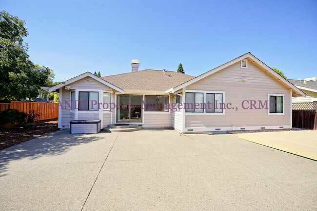 Building Photo - Modern Ranch Style Home on Corner Lot with Large Backyard