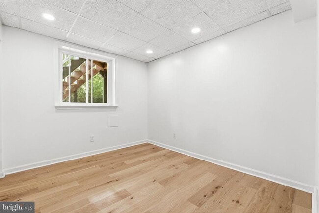 Building Photo - 203 Audreys Ct SE