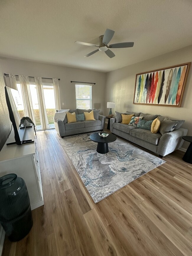 Building Photo - 852 Capitol Pkwy