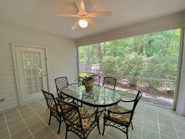 Building Photo - Renovated Haile Plantation Home – Move-In ...