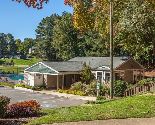 The Villages of Lake Boone Trail Raleigh, NC Apartment Finder