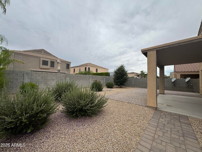 Building Photo - 9575 W Quail Ave