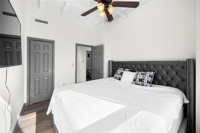 Building Photo - 32 Peachtree St NW