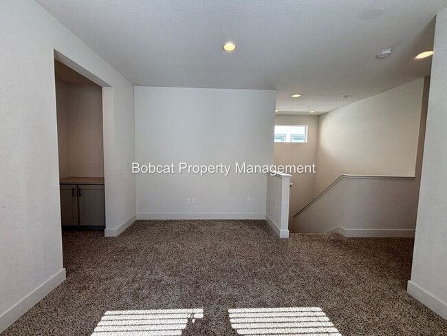 Building Photo - 1287 Grove St