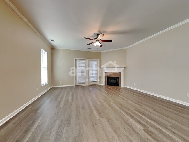 Building Photo - 25 Concordia Ct