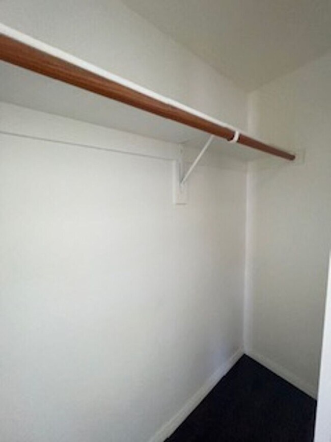 Building Photo - SOUTHERN HIGHLANDS BEAUTY!