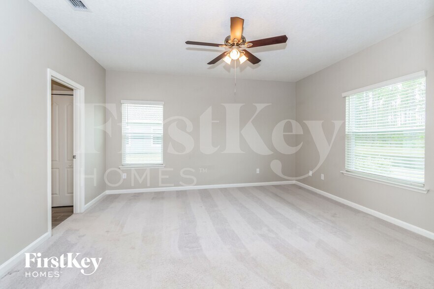 Building Photo - 10155 Pavnes Creek Dr