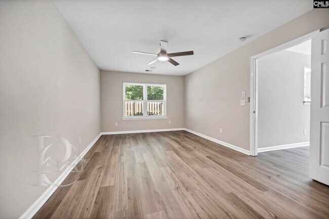 Building Photo - 1039 Glencroft Dr